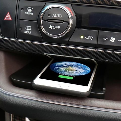 Безпровідна зарядка QI для Toyota Highlander 2015-2021 р.в. (15 Вт) Прев'ю 2